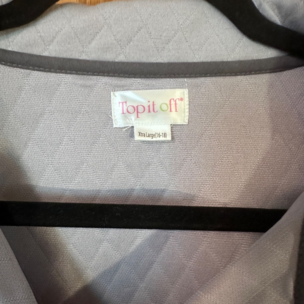 Gray Pullover - Picture 2 of 4